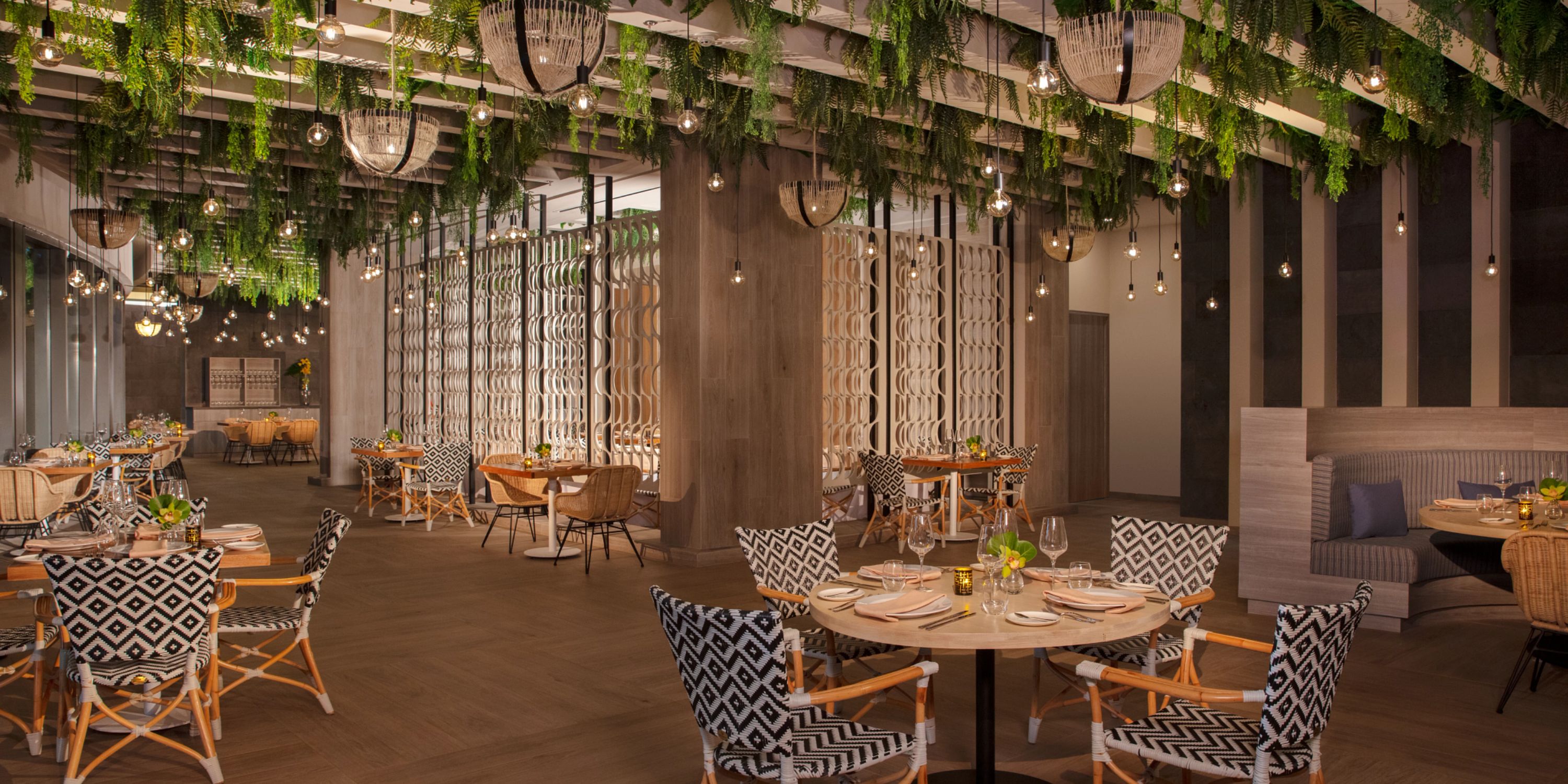 Dreams Bahia Mita Restaurant 1